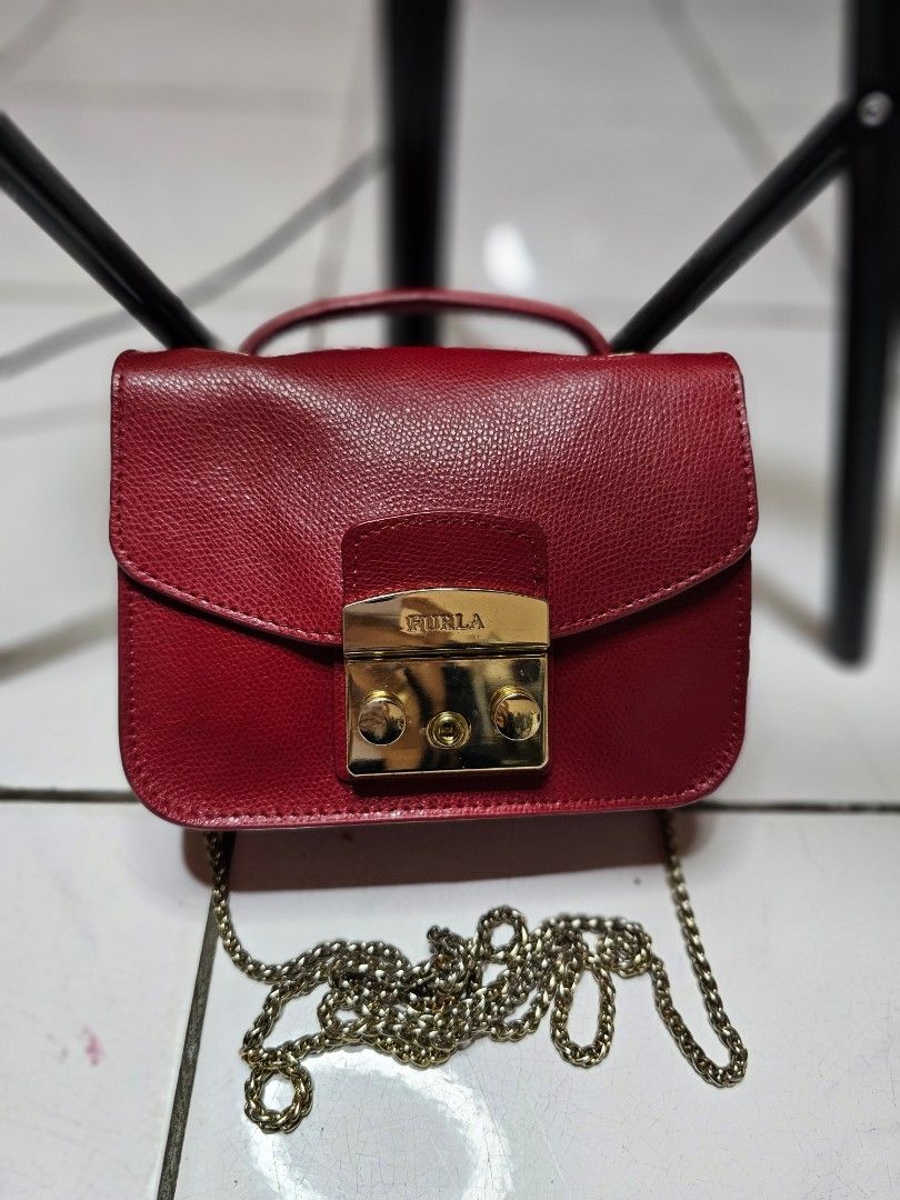 Furla hello hot sale kitty malaysia