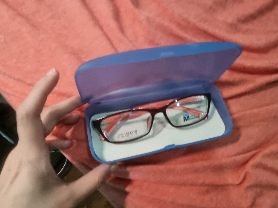 Generic eye glasses