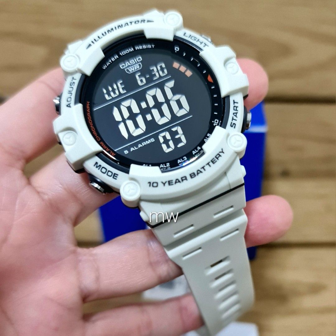 genuine Casio Men digital big size wide face resin 10 years
