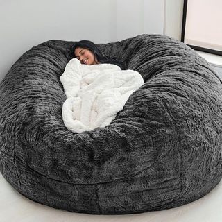 (Category: ) located in . Submitted by baglovers18 (Listing ID 1249194877, Image 1). Description: .