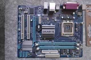 Gigabyte GA-G41MT-S2PT (rev 2.1) LGA775 mATX Motherboard