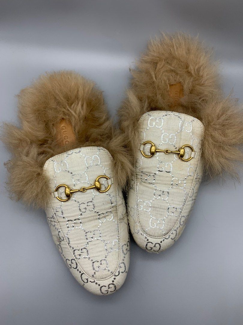 Gucci discount fluffy mules