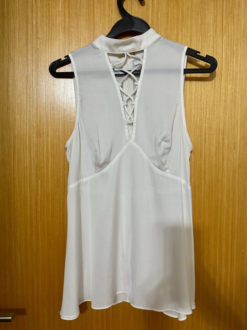 Authentic Guess silk white top, Women's Fashion, Tops, Sleeveless
