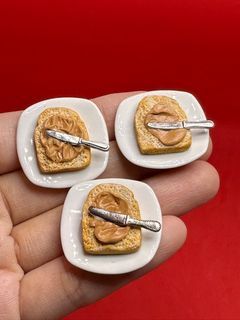 Handmade Miniature Peanut Butter bread, clay, 1 plate