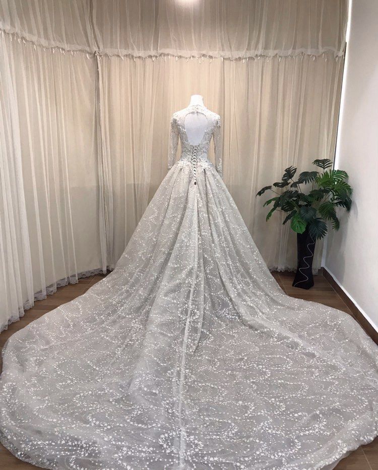 Wedding heavy clearance gown