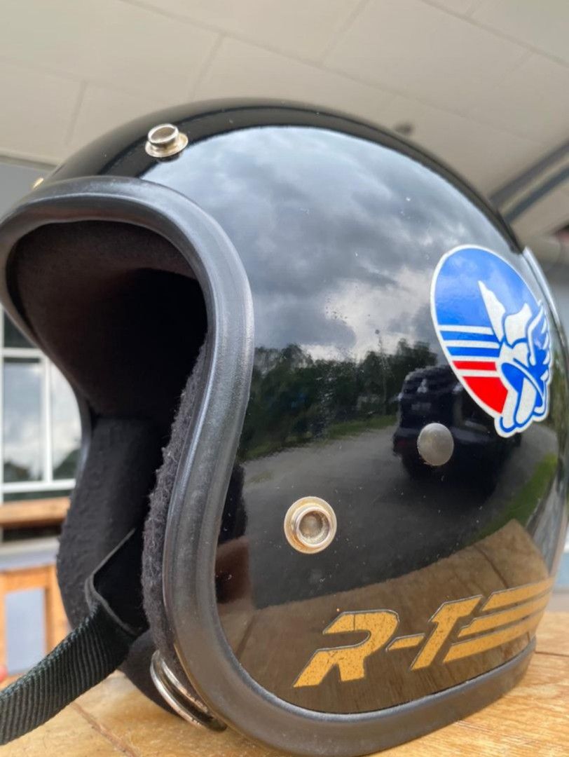 Harga helmet bell rt original top