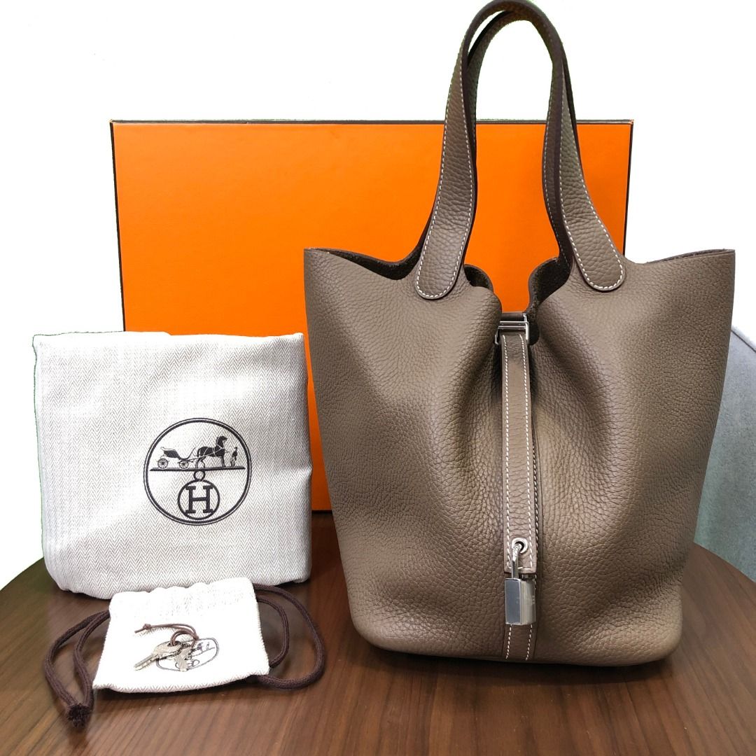 Hermes Etoupe Grey Taurillon Clemence Leather Picotin Lock 22 Bag Hermes