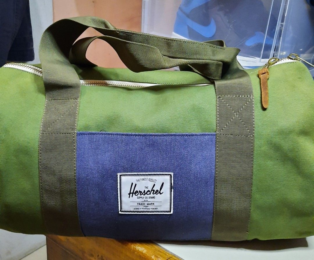 Herschel Suppy Co. Duffle bag, Men's Fashion, Bags, Sling Bags on Carousell