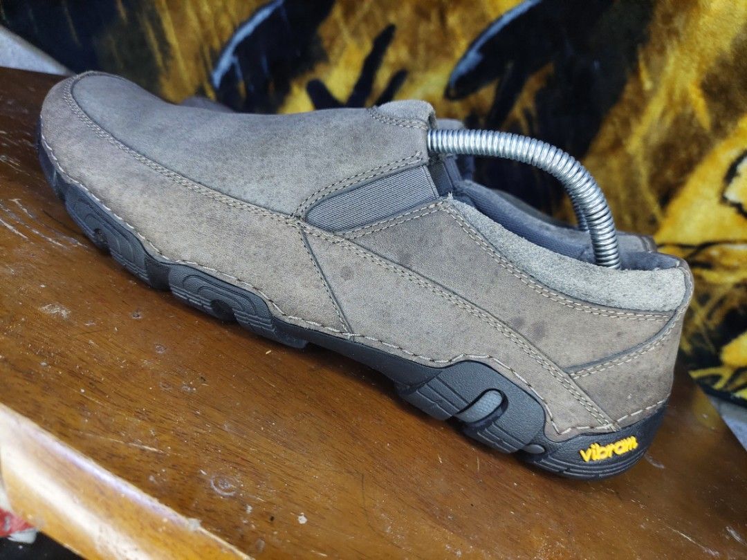 Hush puppies sales vibram sole