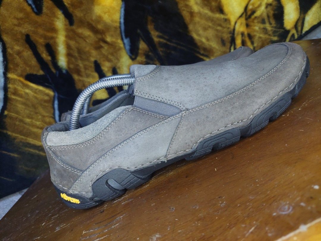 Hush puppies vibram top