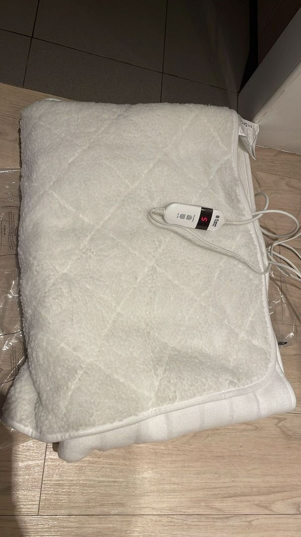 J051) RUSSELL HOBBS ELECTRIC BLANKET, LUXURY SHERPA FLEECE HEATED