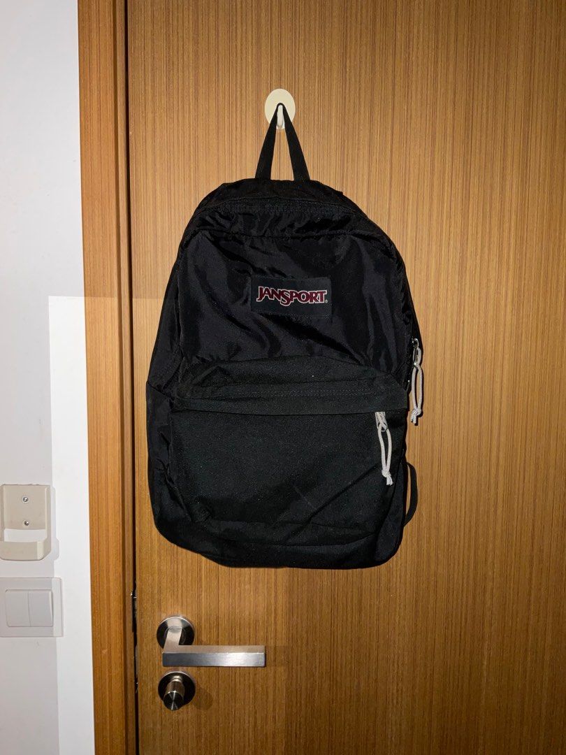 Jansport backpack black Men s Fashion Bags Backpacks on Carousell