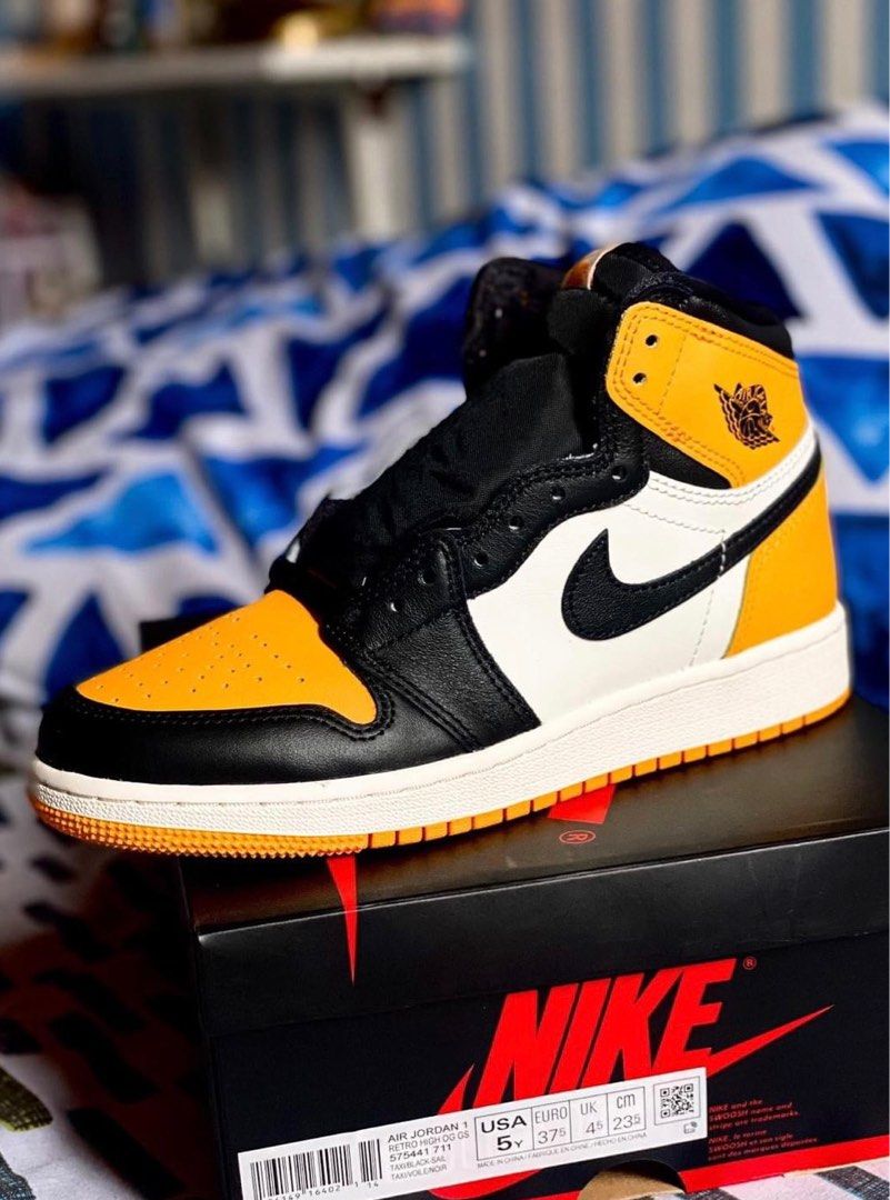 Jordan 1 high Taxi size 5y