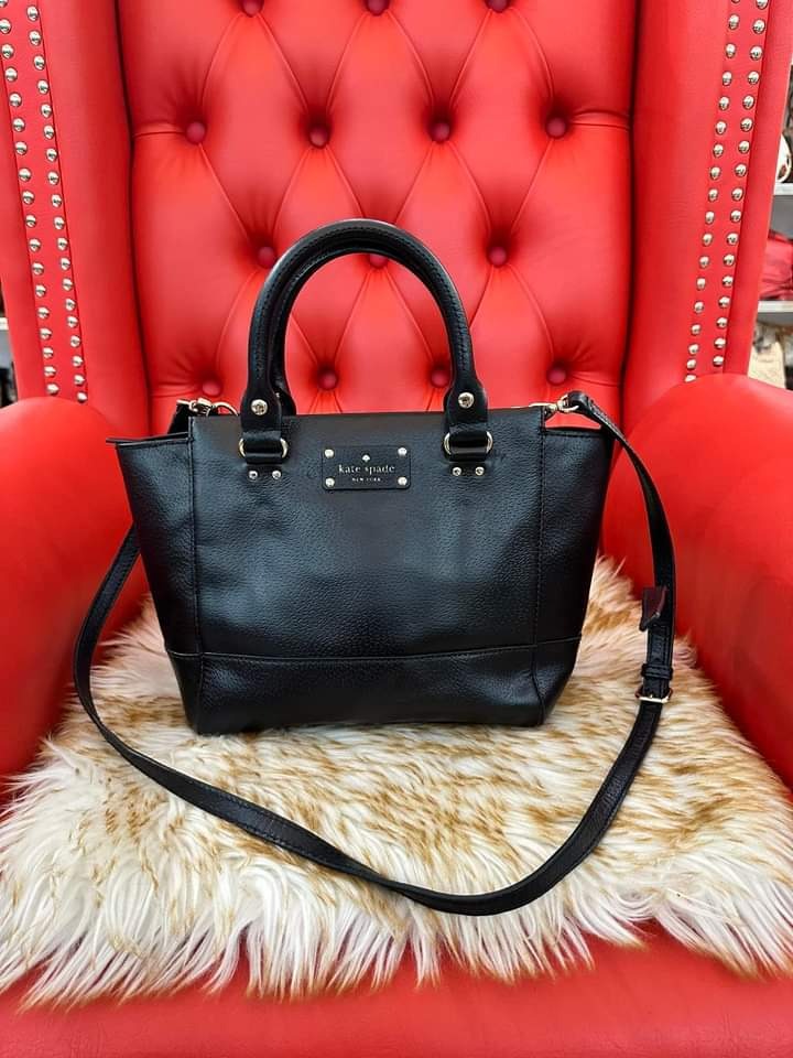 Wellesley shop small camryn