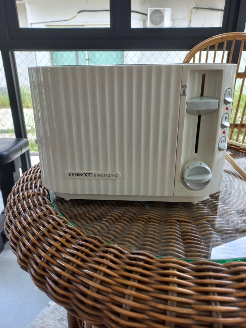 Kenwood Bread Toaster, TV & Home Appliances, Kitchen Appliances, Ovens