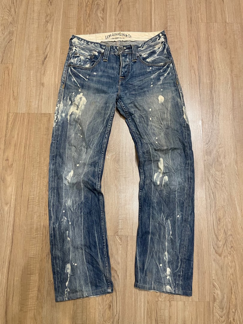 Levi deals 504 jeans