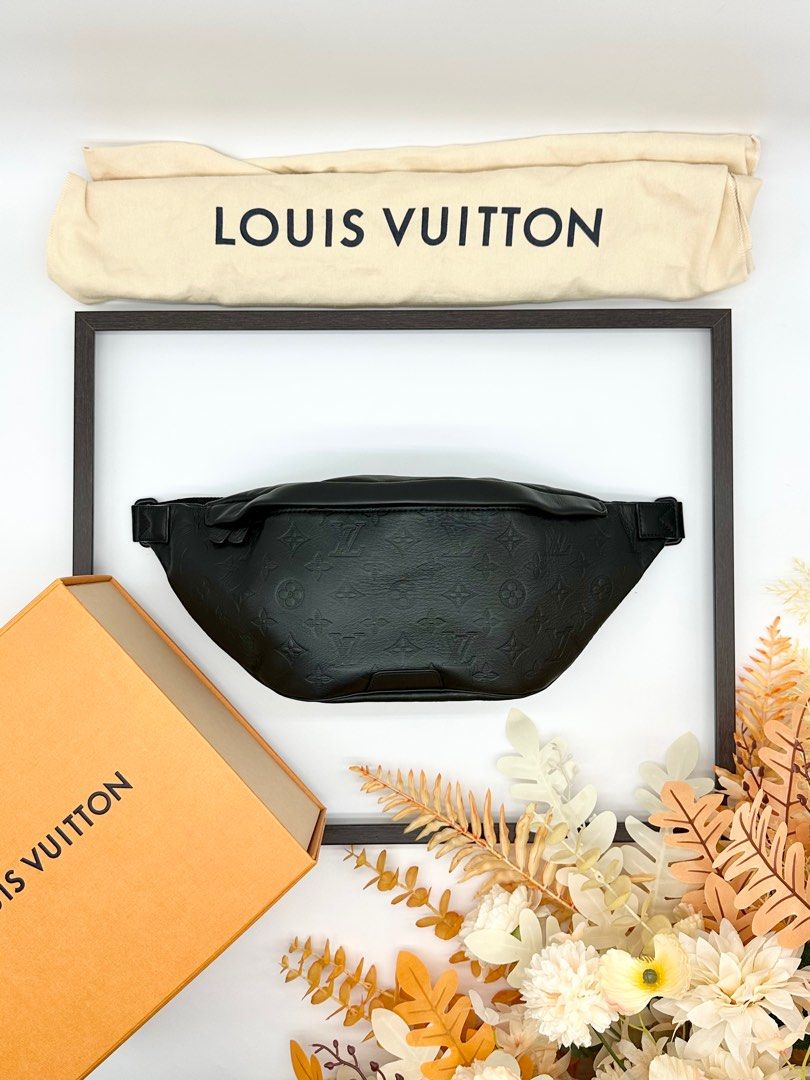 F.Snkr Store - LOUIS VUITTON DISCOVERY BUMBAG Price