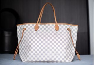Louis Vuitton Neverfull GM (biggest size), Women's Fashion, Bags & Wallets,  Cross-body Bags on Carousell