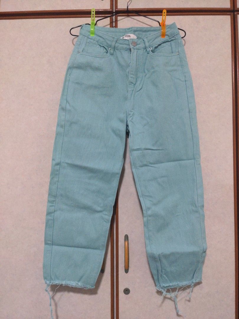Frayed jean clearance
