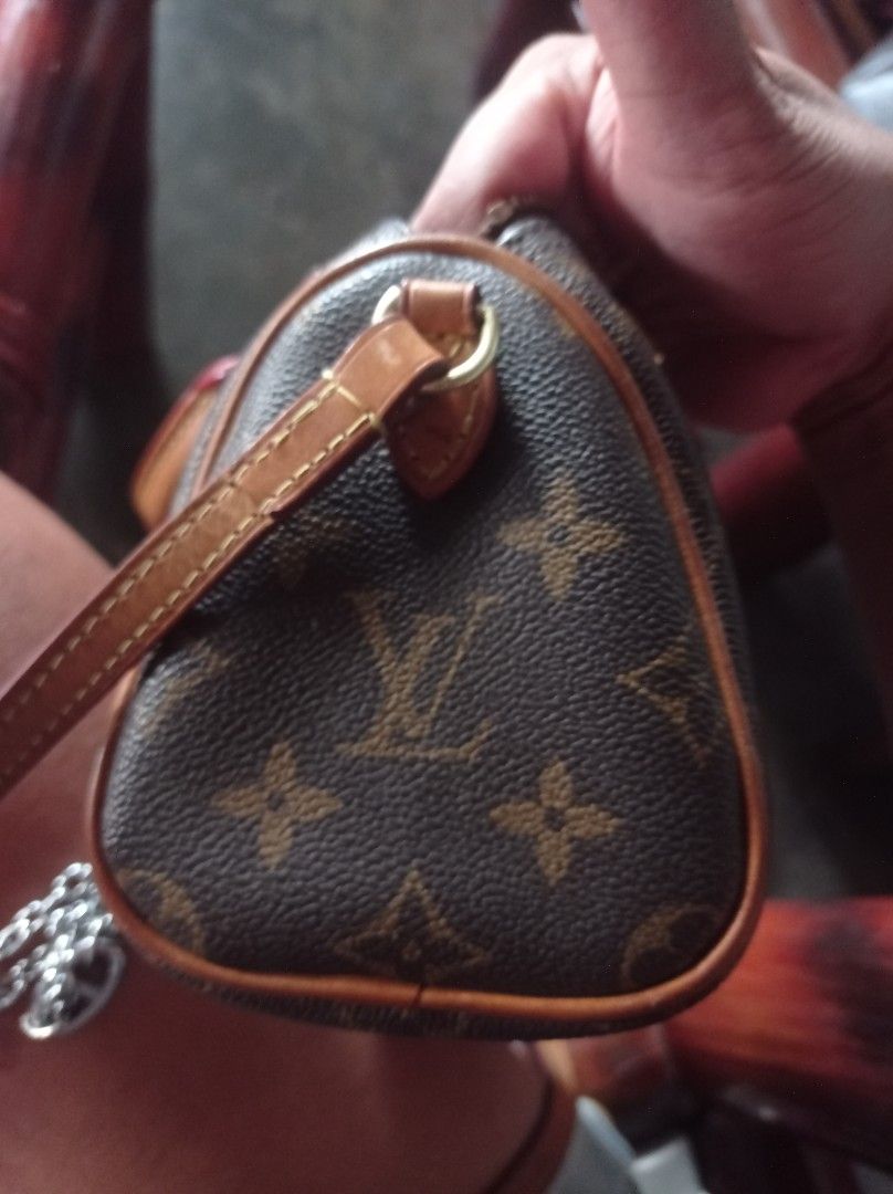 Lv nano (Category: Luxury Bags & Wallets) located in Bacoor. Submitted by nickyvillar90 (Listing ID 1249215432, Image 1). Description: fs lv nano bag.