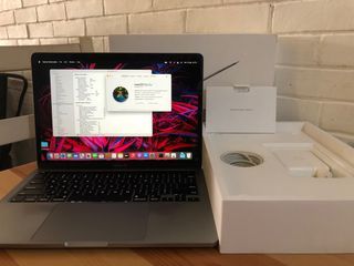 Macbook pro 2020 fullset ex iBox bukan M1 touchbar 