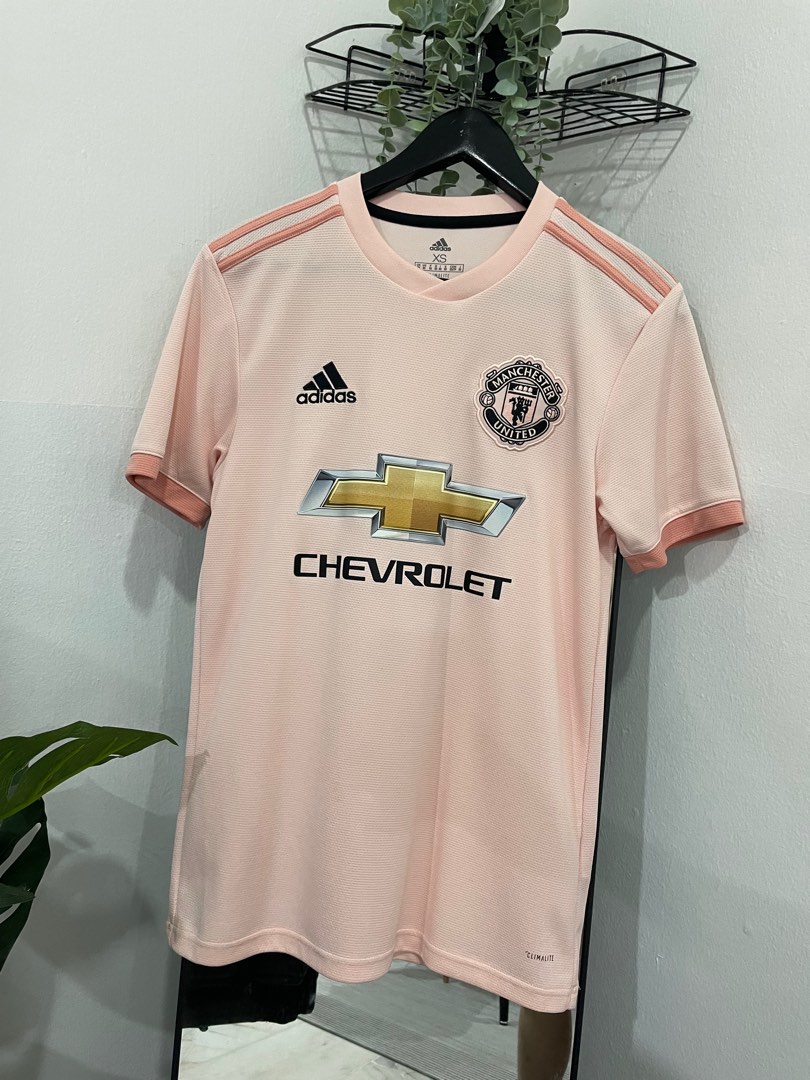 Manchester United original jersey Men s Fashion Activewear on