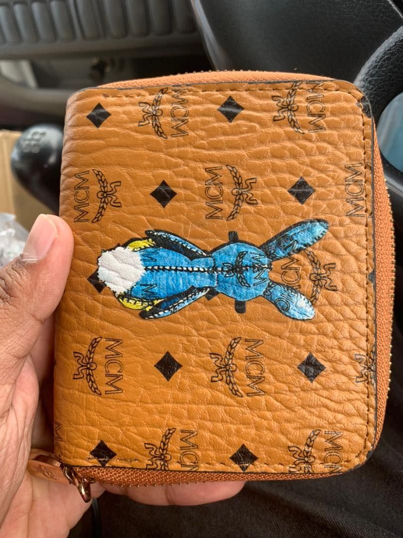 Mcm pouch deals