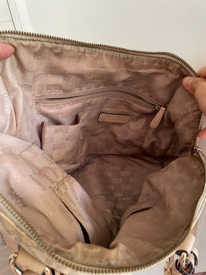 Michael Kors Grayson Barrel Handbag