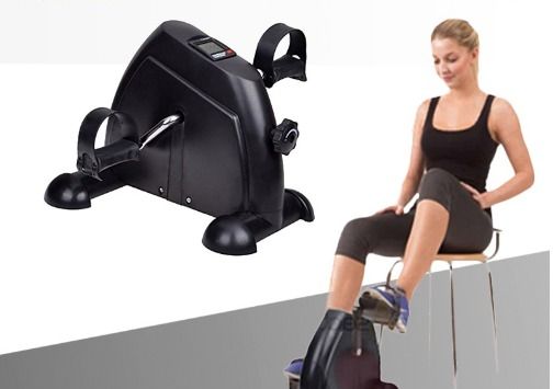 Pedaling clearance exercise machine