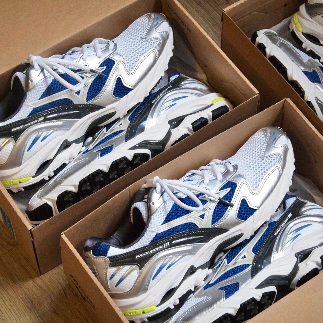 Mizuno wave hot sale inspire 10 silver