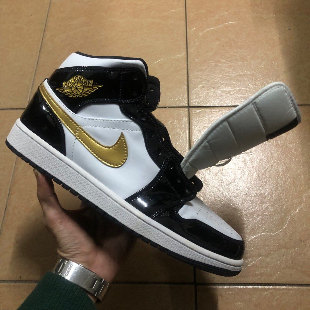 Jordan 1 sales mid patent gold