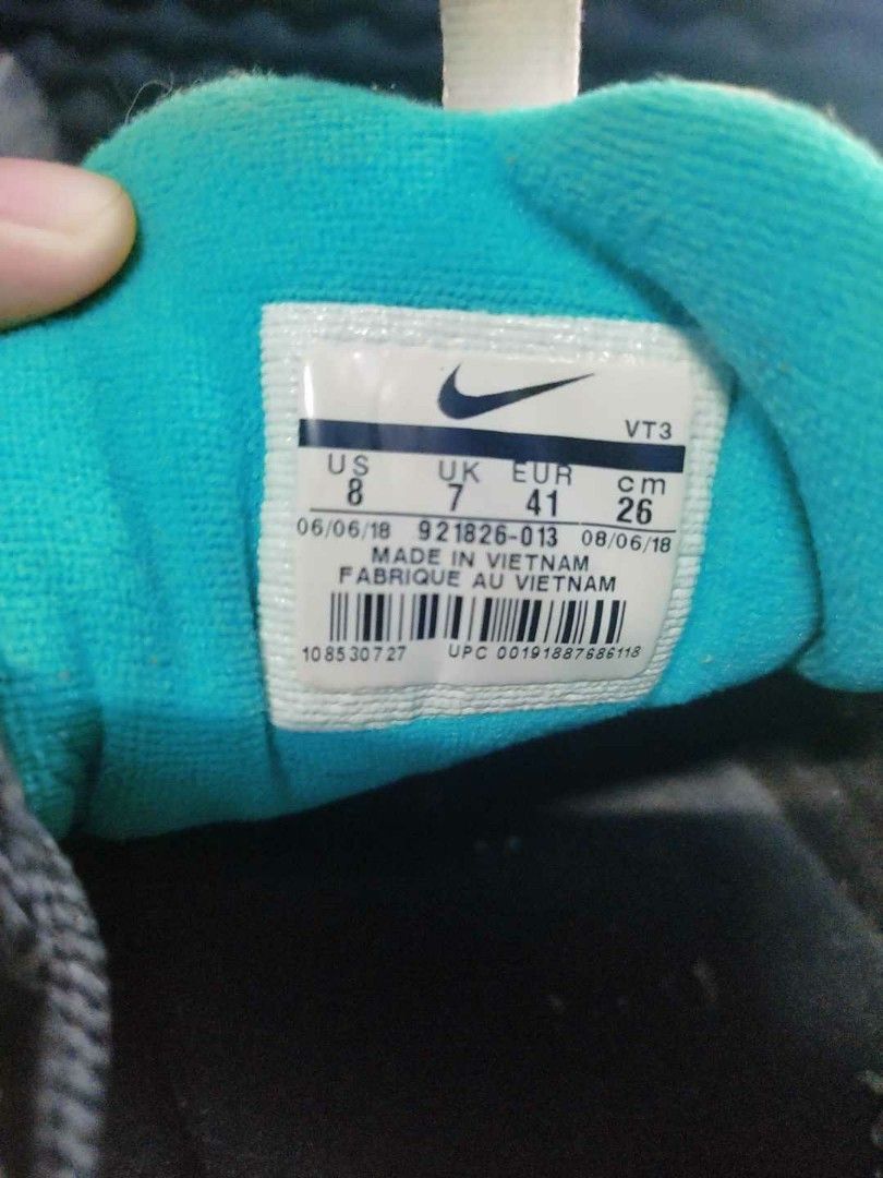 Nike Air Max Sequent (Category: Sneakers) located in San Isidro. Submitted by declutterwithsienna (Listing ID 1249253444, Image 2). Description: .