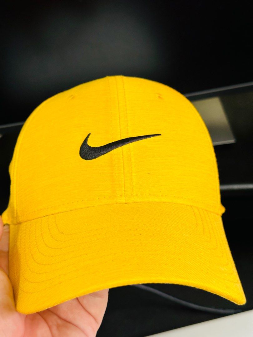 Nike yellow dri fit online