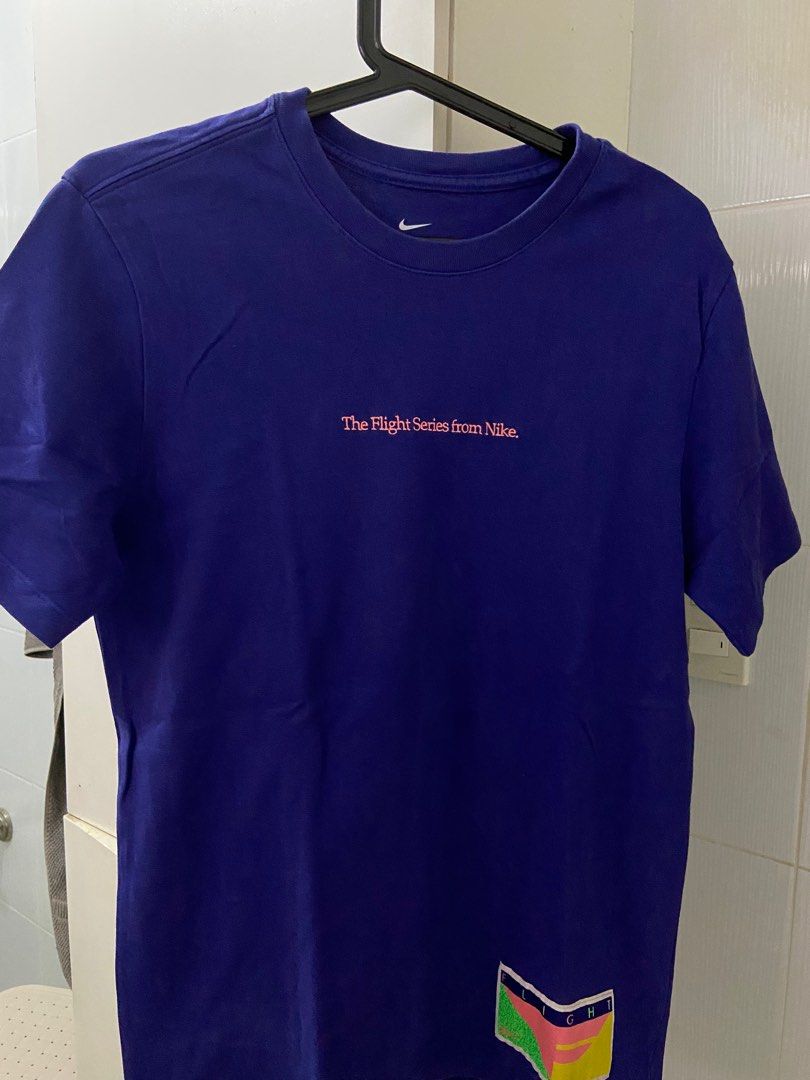 NIKE Flight Series T-Shirt (Category: Tshirts & Polo Shirts ) located in Paranaque City. Submitted by santasworkshop (Listing ID 1249125415, Image 1). Description: NIKE Flight Series T-Shirt Very thick material. Great condition with no sign of usage. Size: L ( 20 W x 28 H) Bought this from NIKE Alabang Town Center..