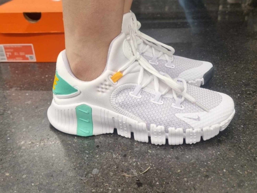 Metcon 4 sizing online