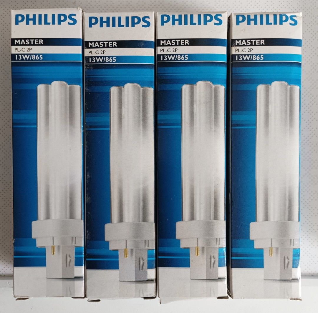 Philips Light Bulbs 4 + 1, Furniture & Home Living, Lighting & Fans