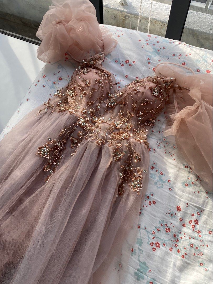 Affordable prom discount dresses near me