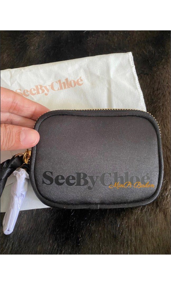 See by Chloe Coin and Key Holder (Category: Wallets & Card holders) located in Paranaque City. Submitted by mommakitty (Listing ID 1191893989, Image 2). Description: No more haggling, please 🙏 First to pay, gets the item 🙏 Purchased, stored then forgotten 😔 Bought in Italy With cards and dust bag MOP : GCash or BPI. Will online accept online payments. PIOG .