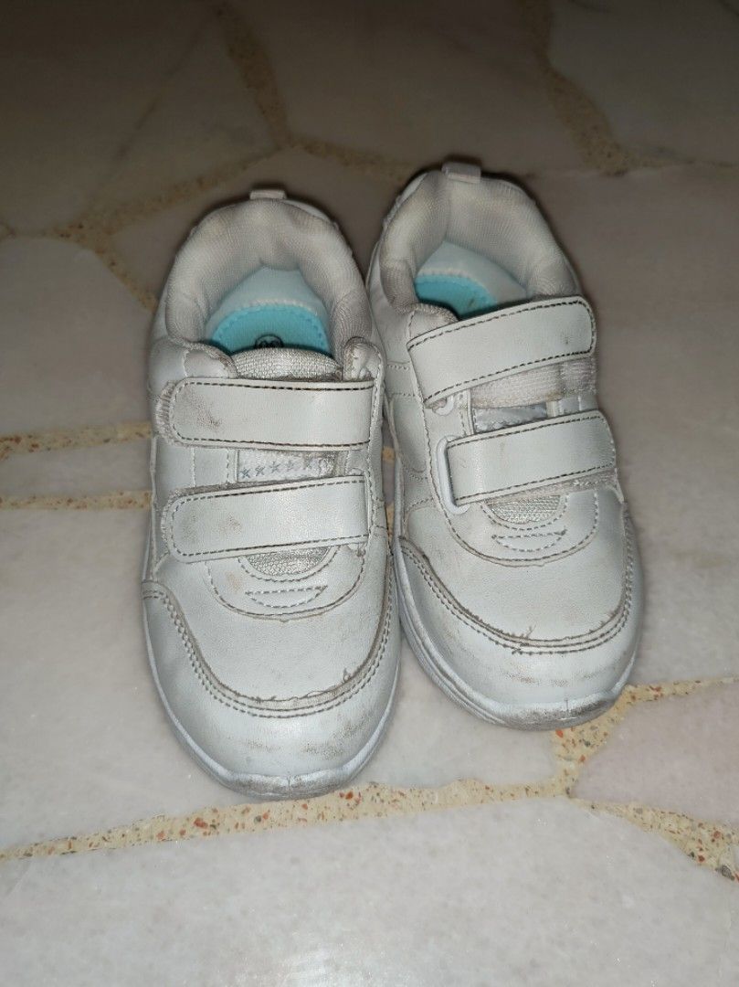 School shoes Men s Fashion Footwear Sneakers on Carousell