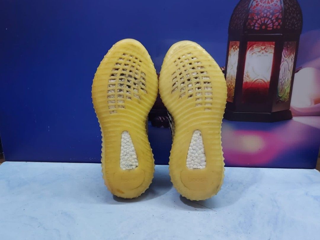 Adidas yeezy hotsell 40 94