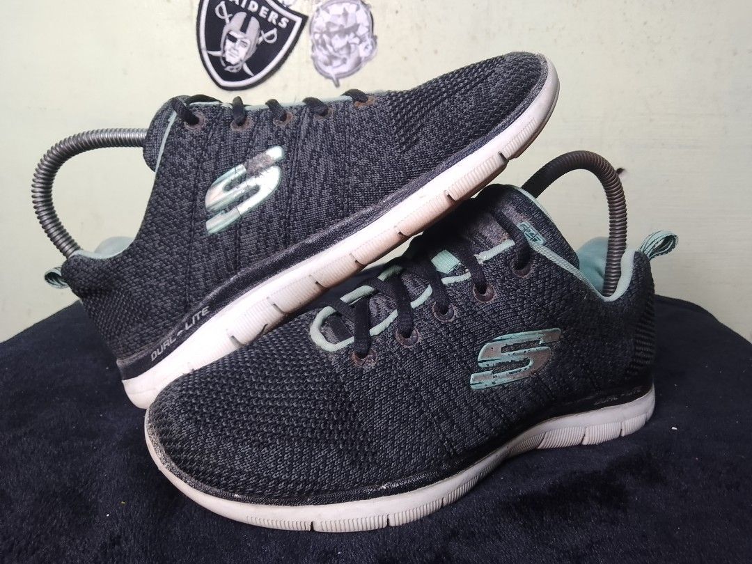 Skechers outlet 6.5 womens