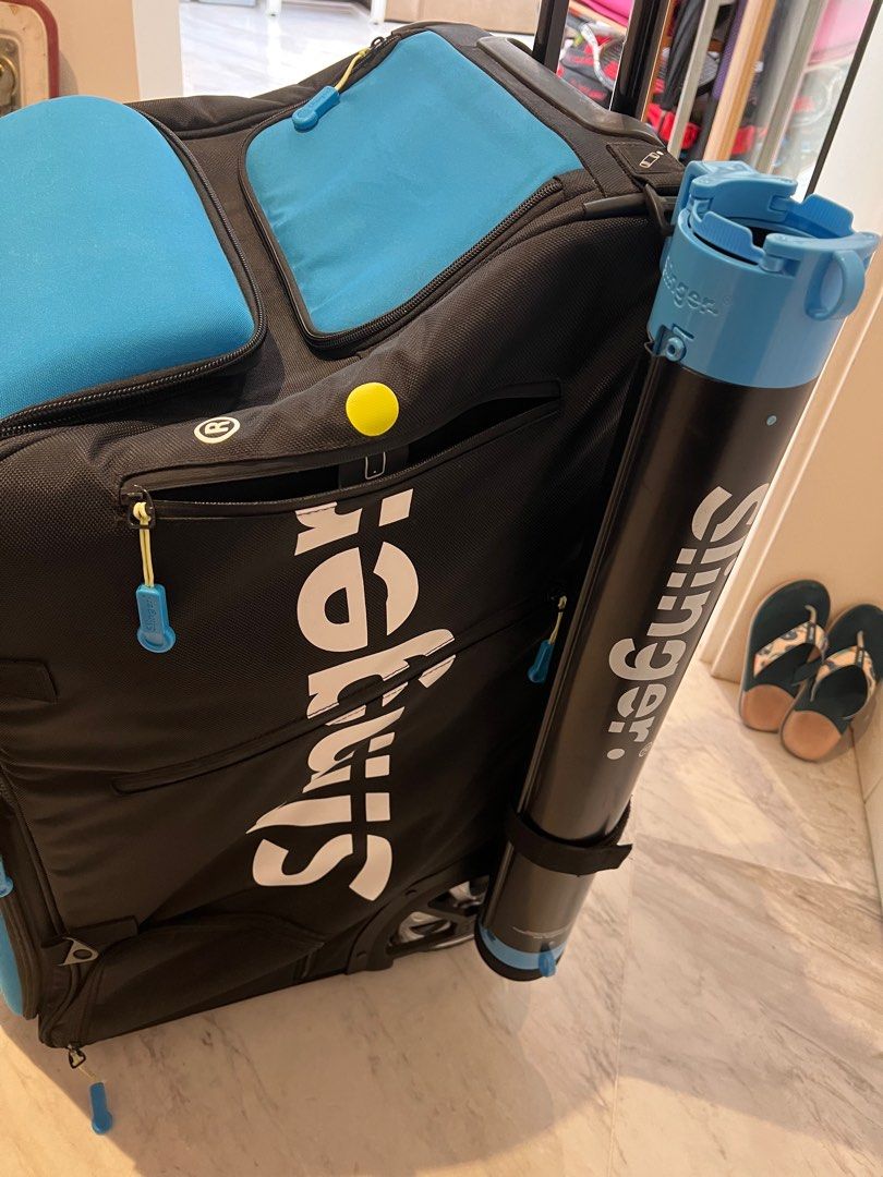 Slinger Tennis Ball Machine, Sports Equipment, Sports & Games, Racket & Ball Sports on Carousell