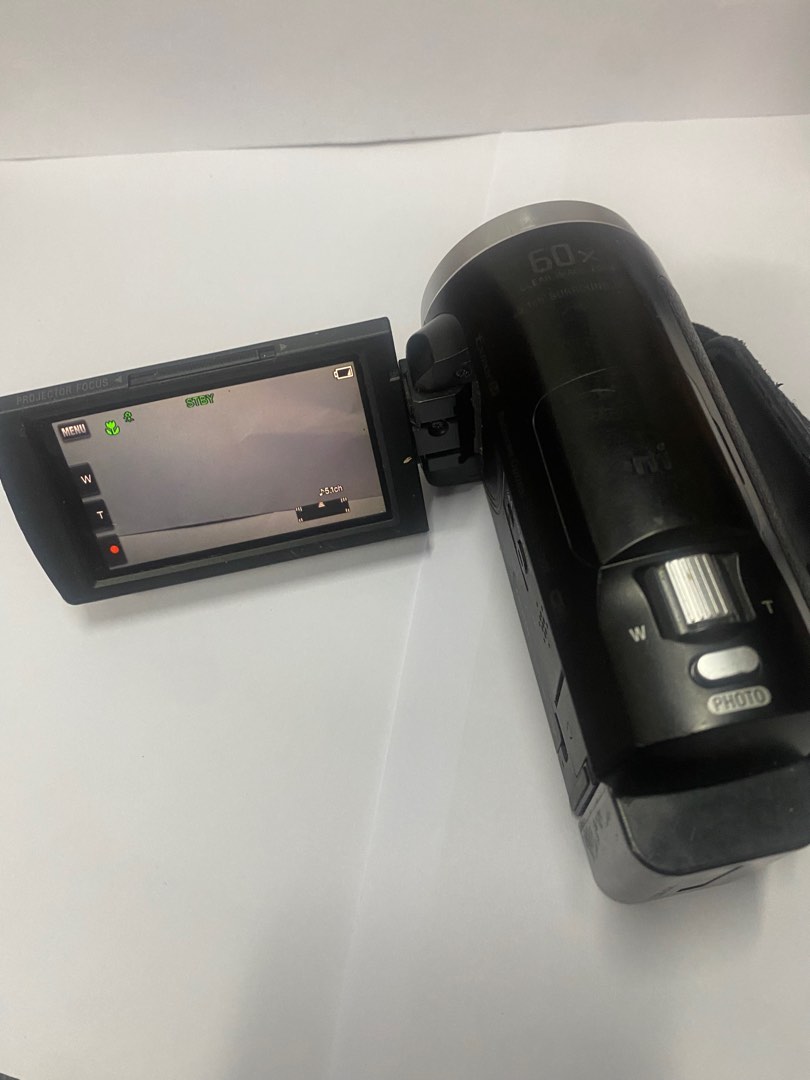 Sony HDR-PJ675 Handycam, 攝影器材, 相機- Carousell