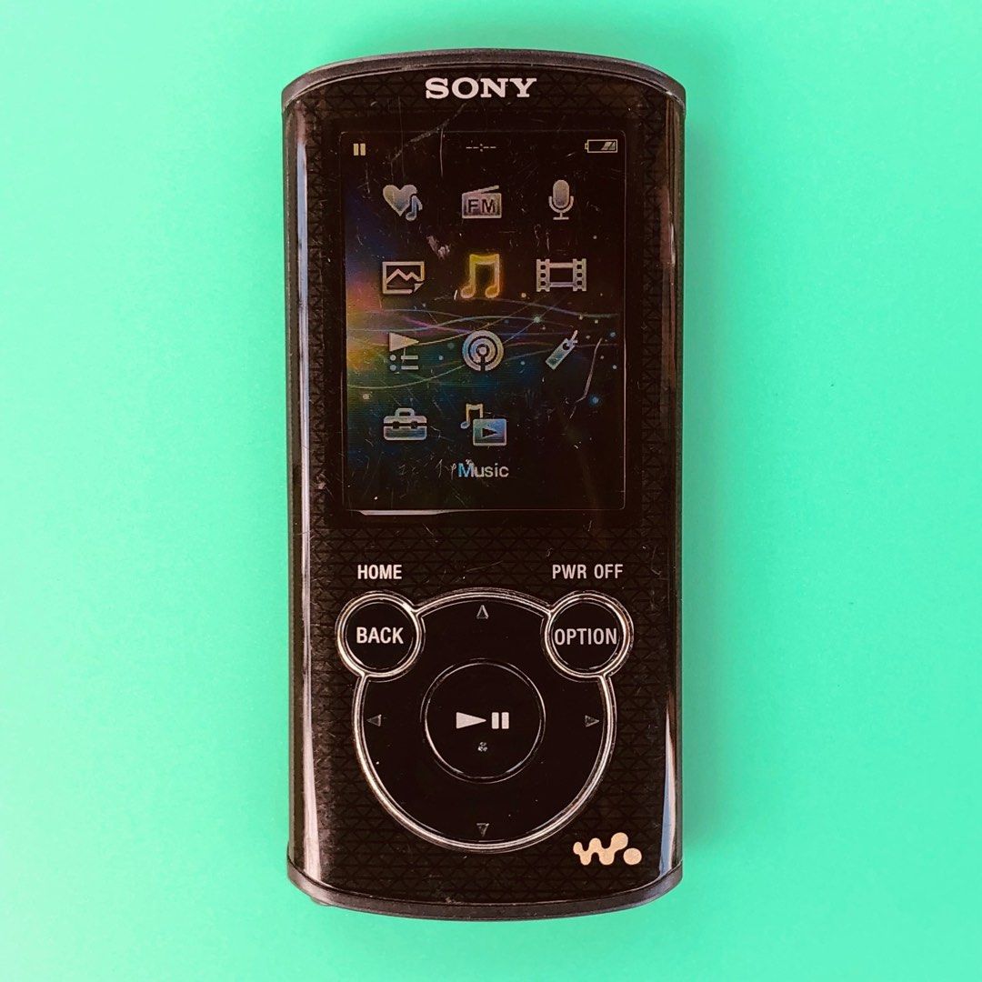 Sony Walkman NWZE464 Compact music player, Audio, Portable Music
