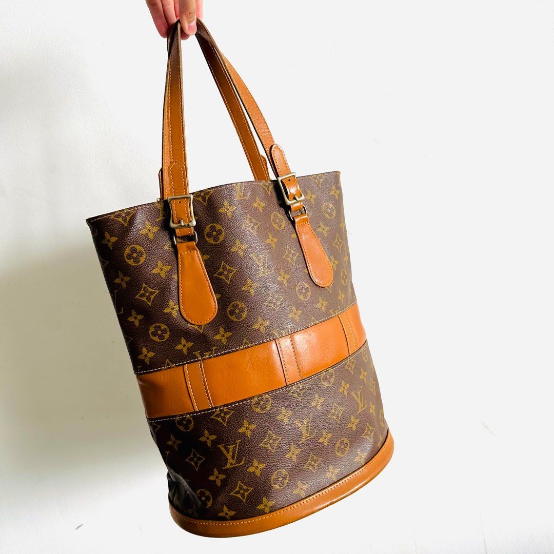 Vintage Louis Vuitton shoulder bag, Luxury, Bags & Wallets on Carousell