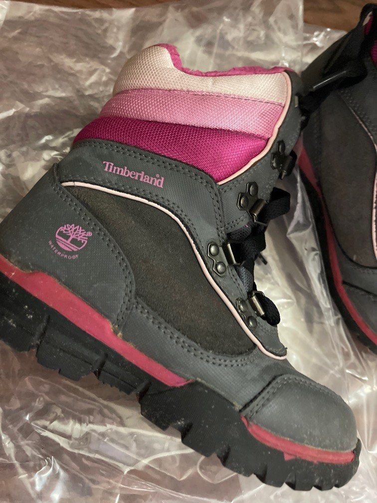 Girls black hotsell timberland boots