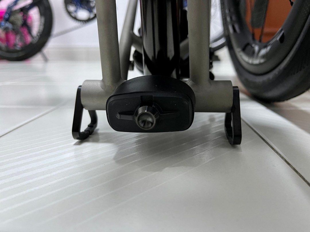 Ehook brompton clearance
