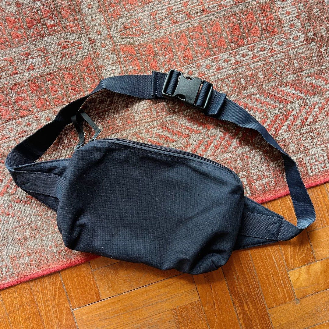 Waist sales bag uniqlo
