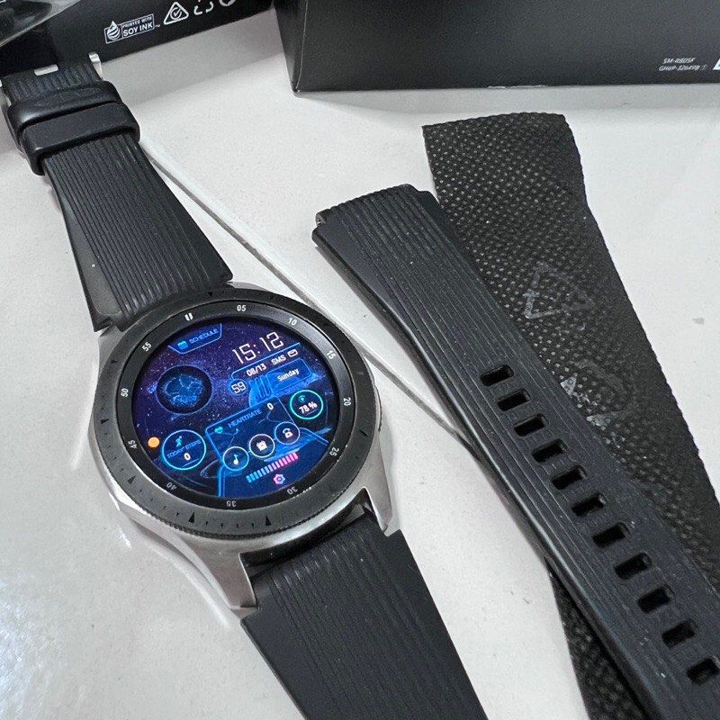 Samsung galaxy watch lte r805 top
