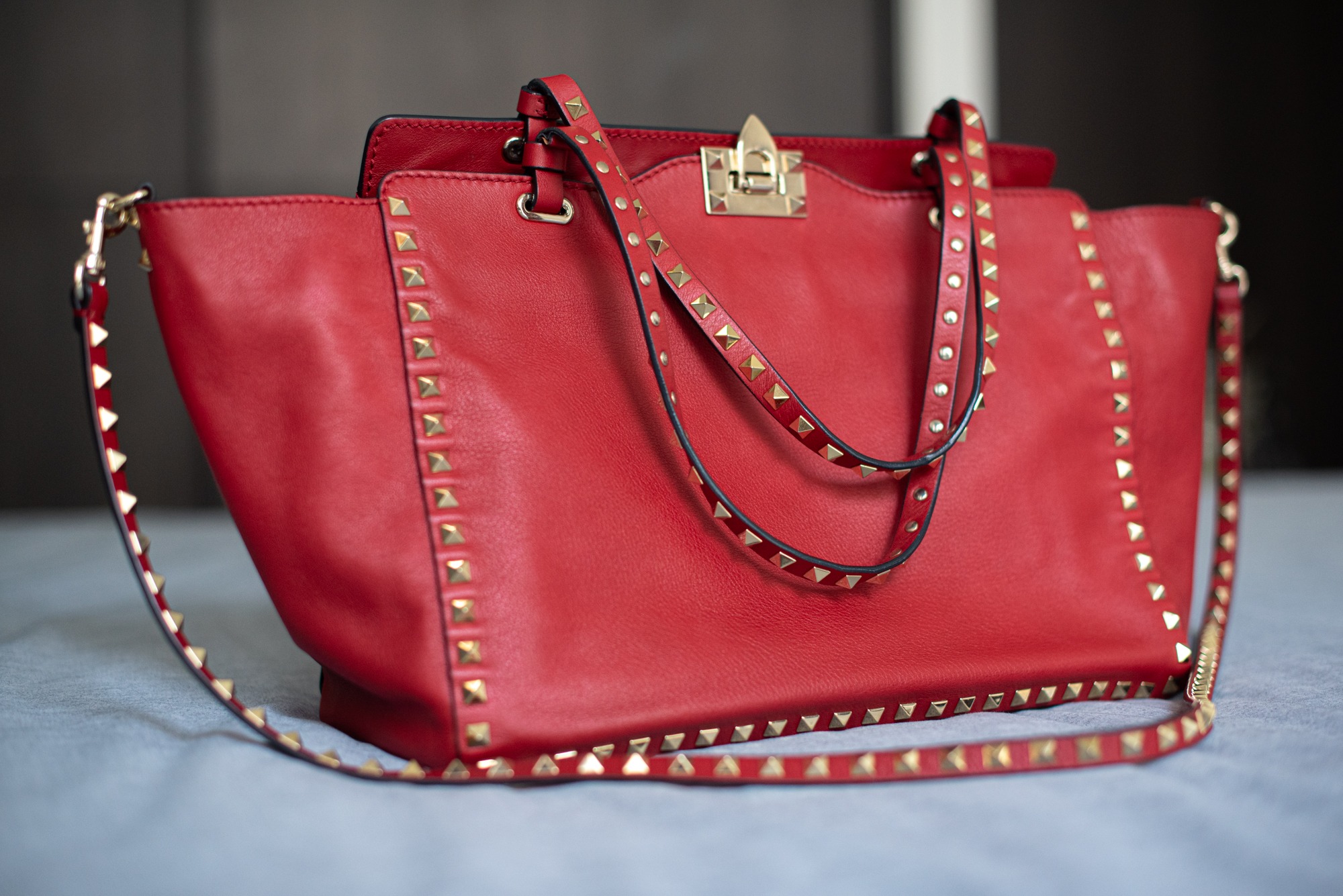Red valentino new arrivals rockstud bag